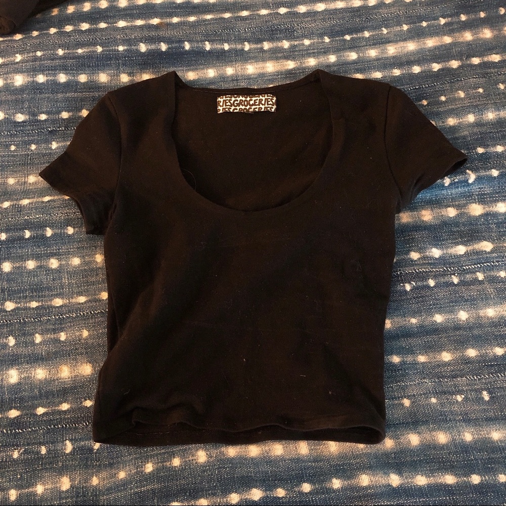Black Short Sleeve Crop Top